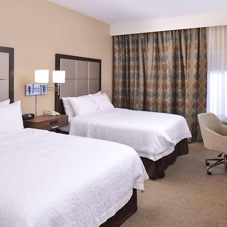 Hampton Inn Carbondale Bagian luar foto