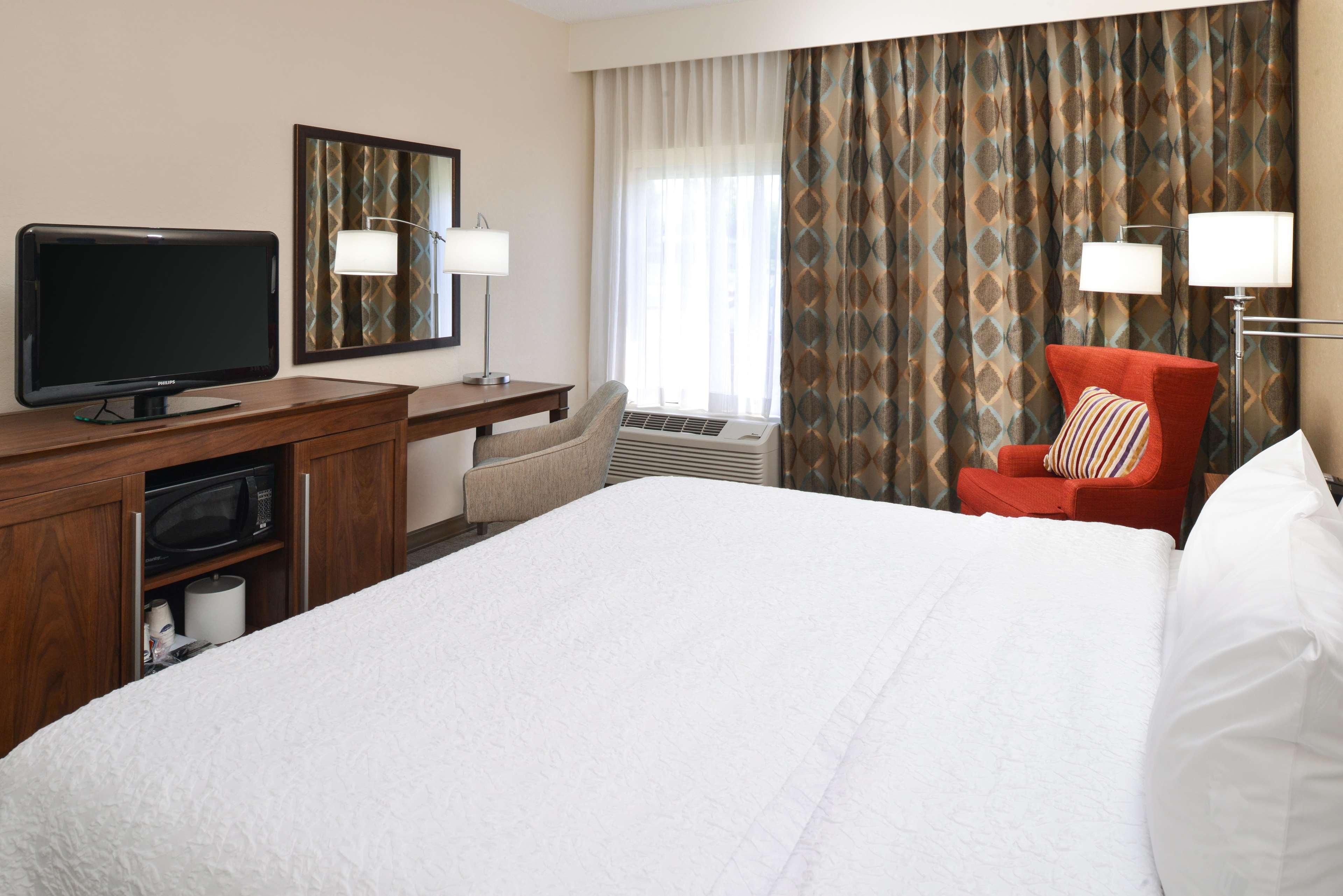 Hampton Inn Carbondale Bagian luar foto