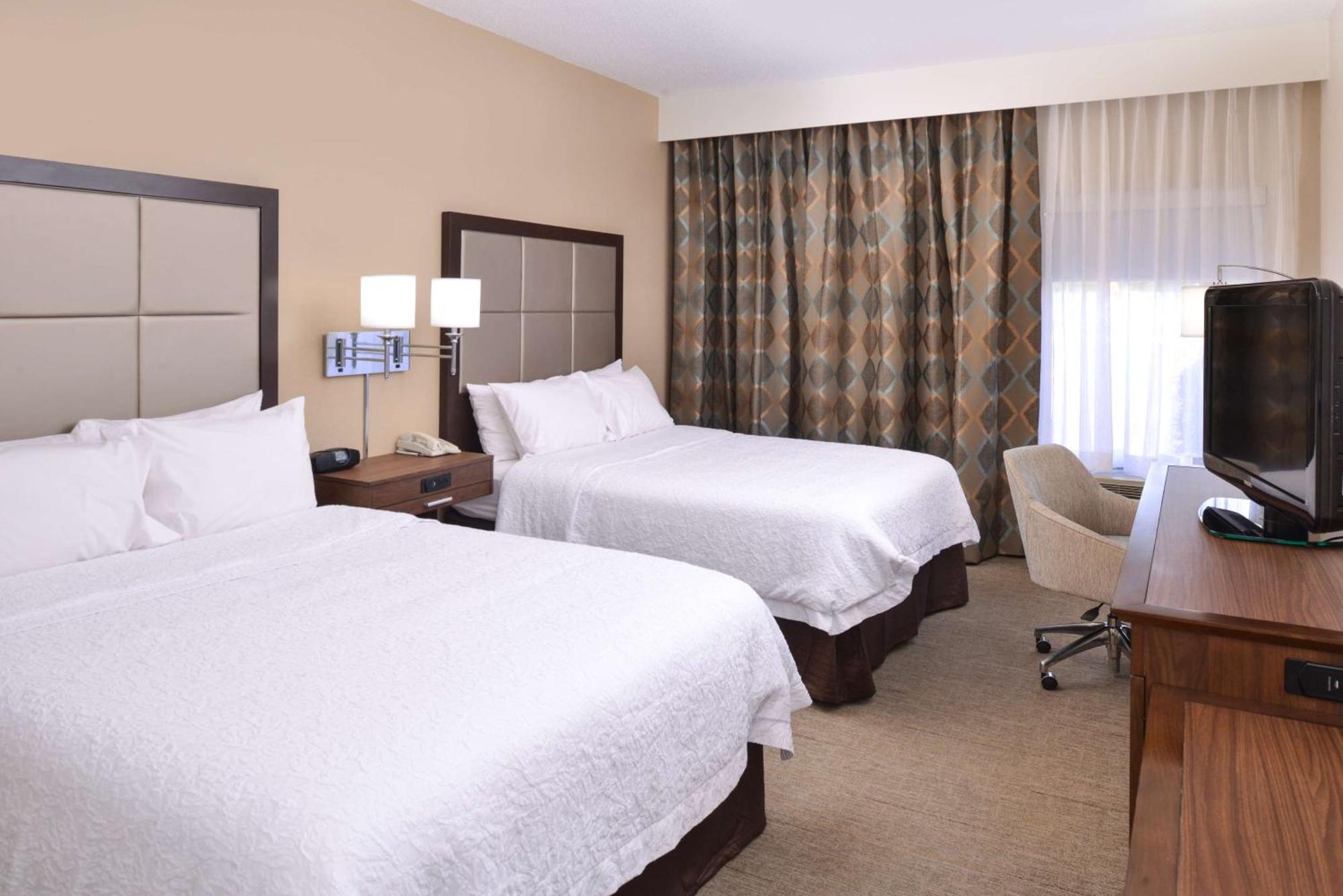 Hampton Inn Carbondale Bagian luar foto