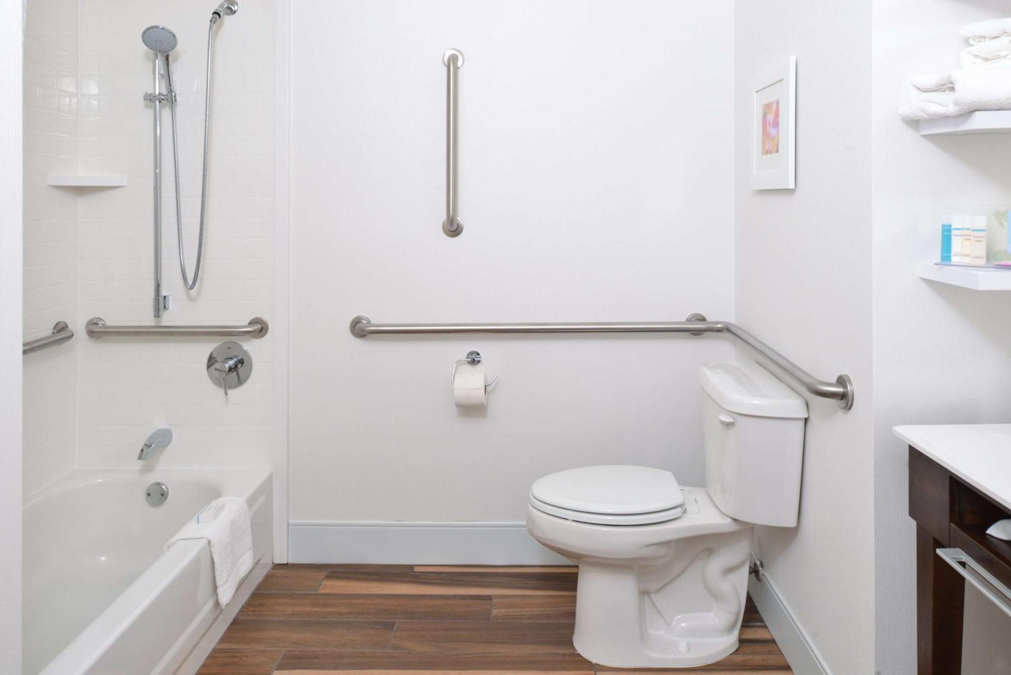 Hampton Inn Carbondale Bagian luar foto