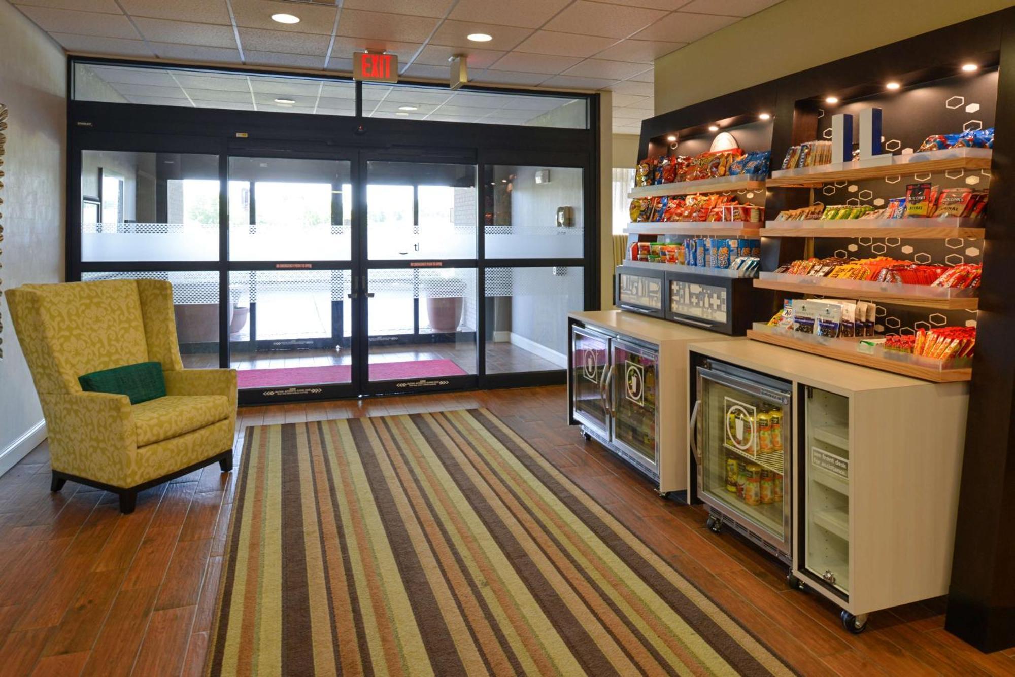 Hampton Inn Carbondale Bagian luar foto