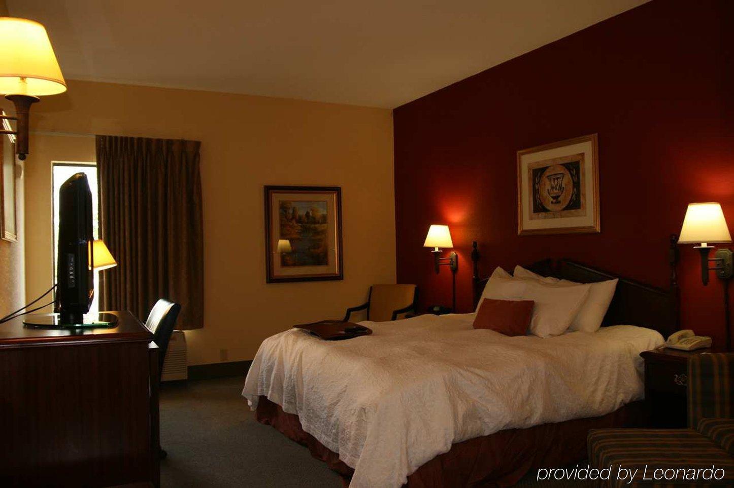 Hampton Inn Carbondale Bagian luar foto