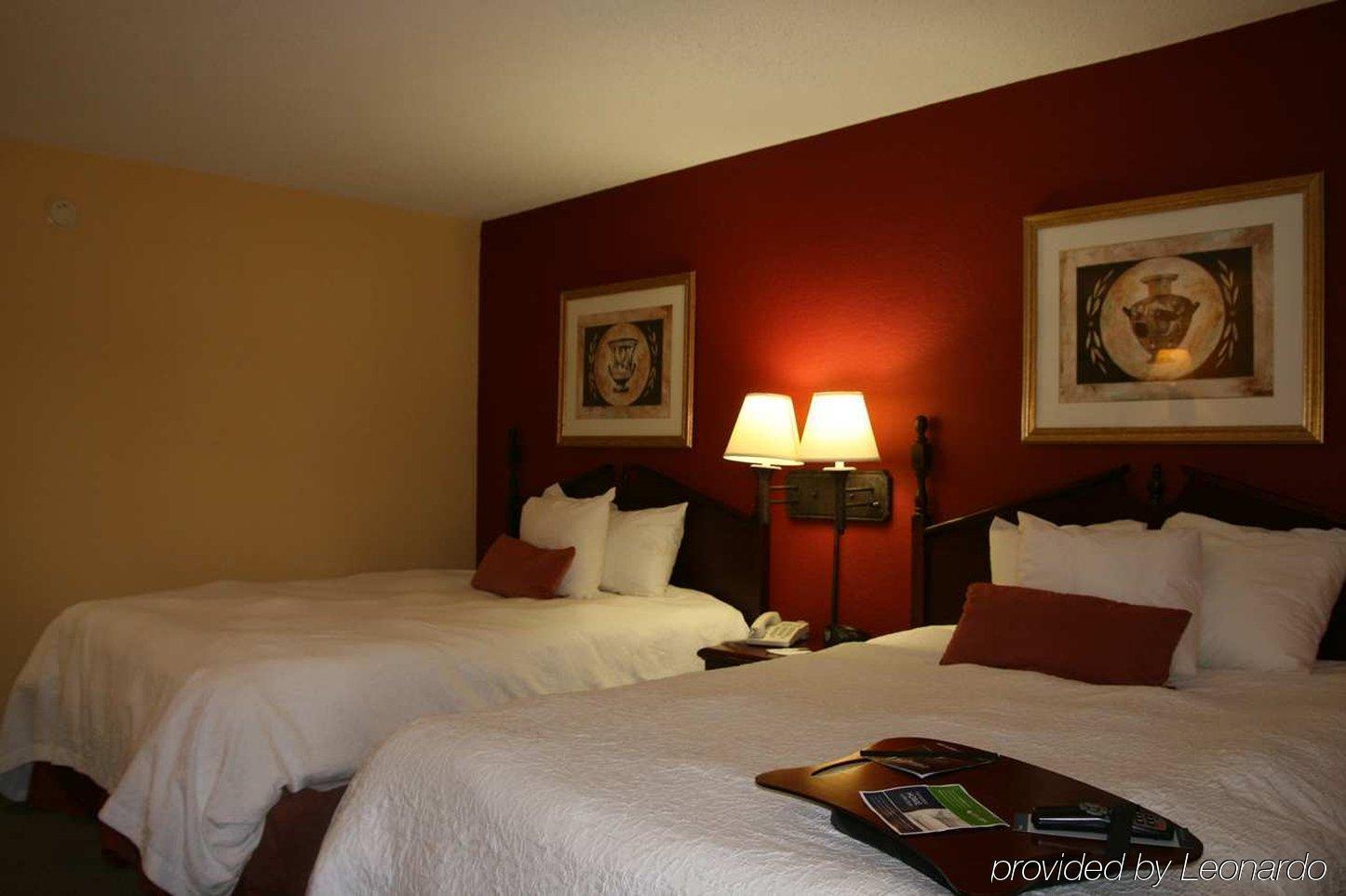 Hampton Inn Carbondale Bagian luar foto